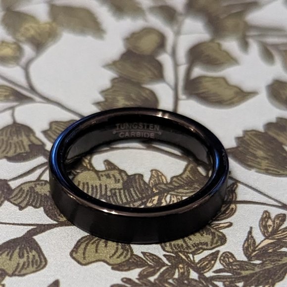 Black Tungsten pipe Cut Ring - Picture 2 of 4